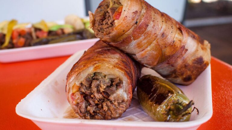 Get giant bacon-wrapped burritos at this new brick-and-mortar šÆ