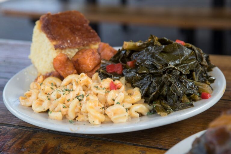 7 Black-Owned Soul Food Restaurants In Houston, Texas – Travel Noire