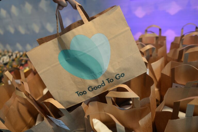 Too Good To Go app lets Greater Cleveland restaurants, grocers to sell leftover food for