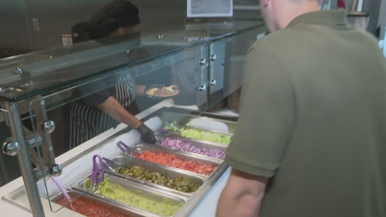Tulane’s new food plan to help students avoid ‘Freshman 15’