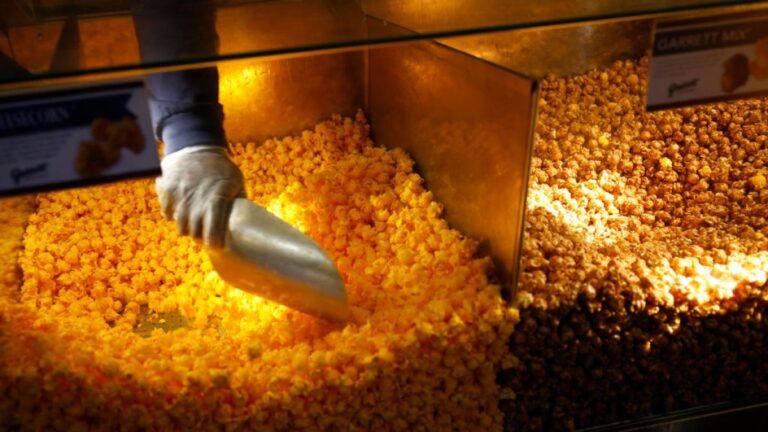 Chicago’s Garrett Popcorn offers special deal starting Monday for 75th anniversary